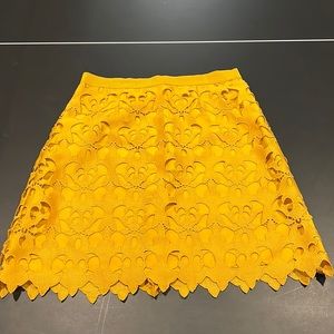 Yellow lace a line skirt Loft size 4